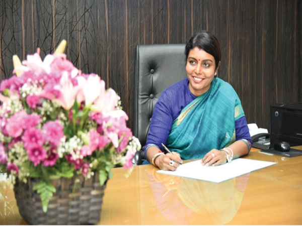 ஐஏஎஸ் தேர்வில் வெற்றி