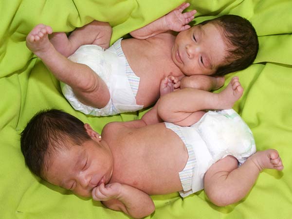 ஒன்றுக்கு மேற்பட்ட குழந்தைகள்