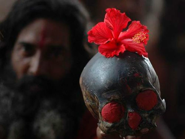 நிர்வாணத்தை ஏற்றுக்கொள்வது