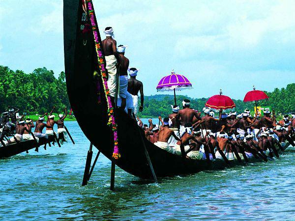 வள்ளம்களி படகு