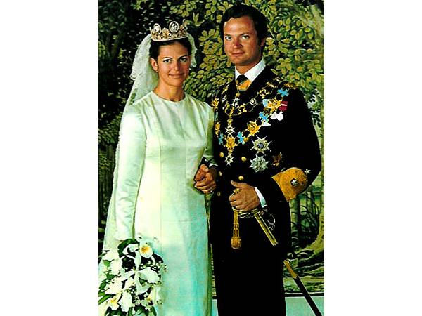 சுவீடன் அரசர் பதினாராம் கார்ல் குஸ்டாஃப் மற்றும் சில்வியா சோமர்லாத் சுவீடன் அரசர் பதினாராம் கார்ல் குஸ்டாஃப் மற்றும் சில்வியா சோமர்லாத்