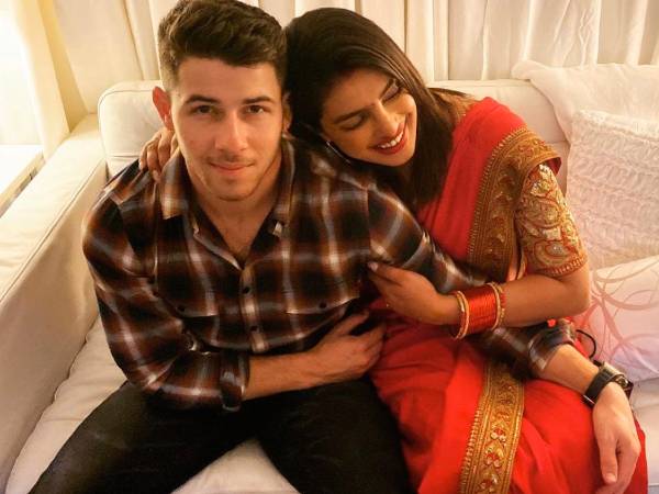 அழகிய தம்பதி