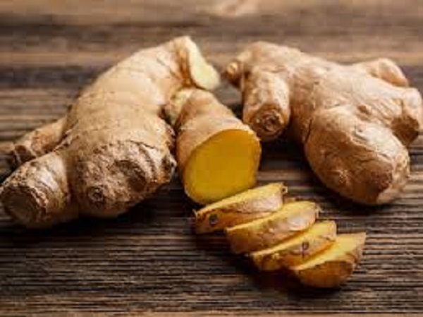 மஞ்சள் வேர் மற்றும் பச்சை பூண்டு