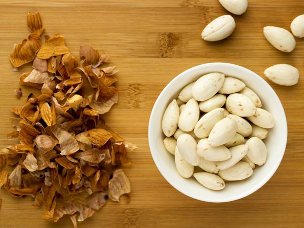  சயனைடு விஷத்தின் அபாயத்தைக் குறைக்கவும்