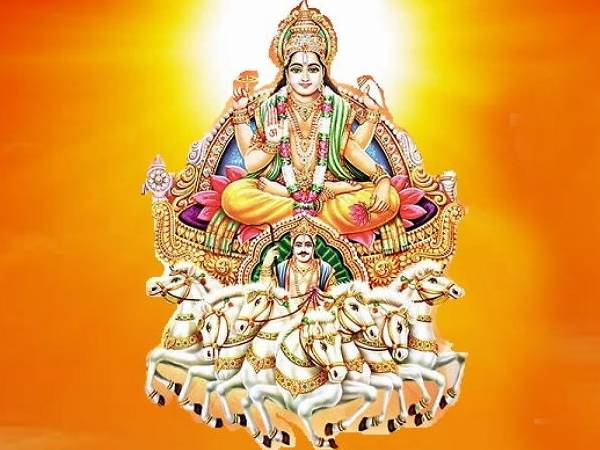 சூரிய வழிபாட்டின் போது சொல்ல வேண்டிய மந்திரம்