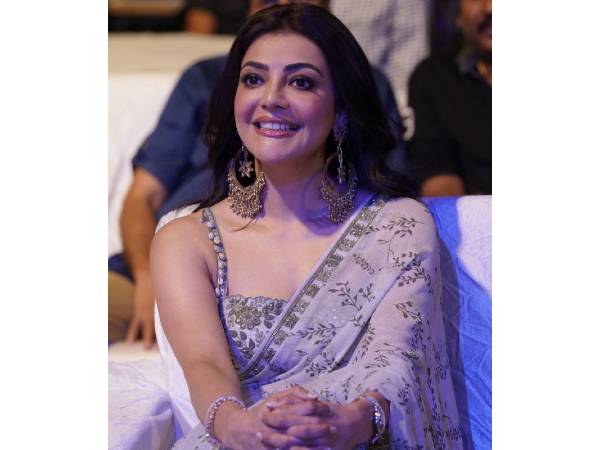 ஸ்லீவ்லெஸ் ஜாக்கெட்