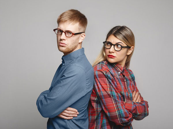 உங்கள் கூட்டாளியால் நீங்கள் கோபப்படுகிறீர்கள்