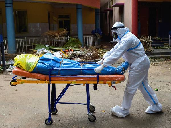 அதிகபட்ச ஒரு நாள் கோவிட் இறப்பு வழக்கு அதிகபட்ச ஒரு நாள் கோவிட் இறப்பு வழக்கு