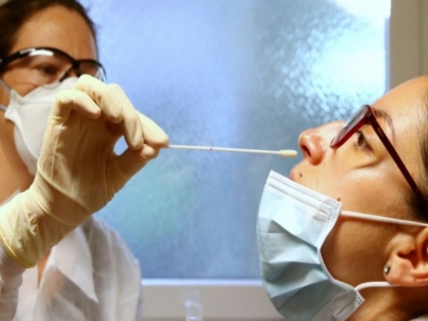 கோவிட்-19 சோதனை கருவியை எவ்வாறு பயன்படுத்துவது?