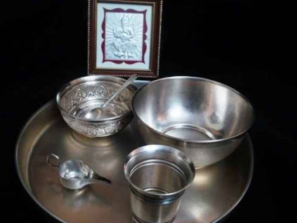 சமையலுக்கு வெள்ளி பாத்திரங்களைப் பயன்படுத்துங்கள்