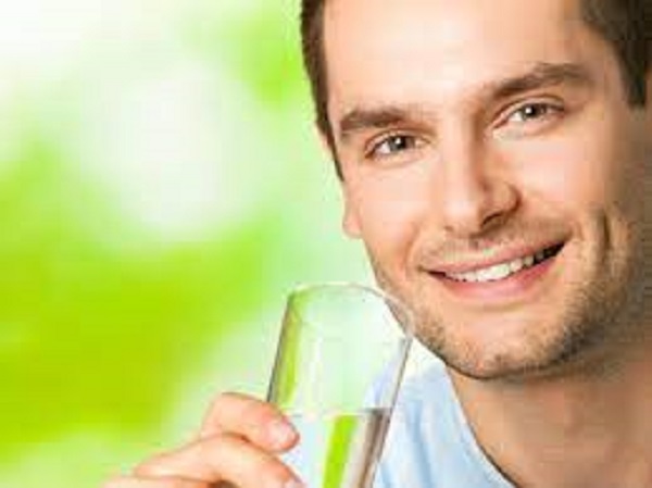 நாள் முழுவதும் அதிக தண்ணீர் குடித்திருந்தால்