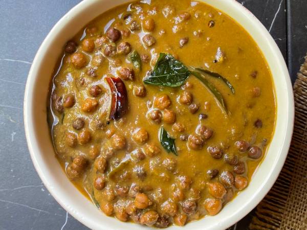 Kerala Restaurant Style Kadala Curry Recipe In Tamil