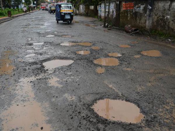 பழைய சாலையின் பரிதாப நிலை