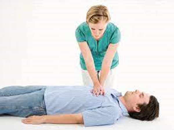 CPR செய்ய கற்றுக்கொள்ளுங்கள்
