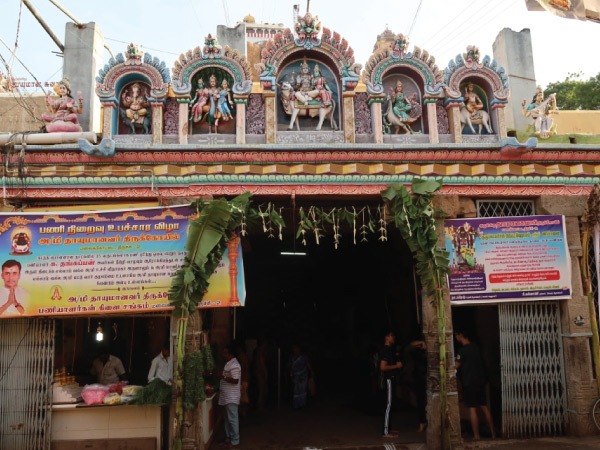 திருக்கருகாவூர் கர்ப்பரட்சாம்பிகை கோவில்