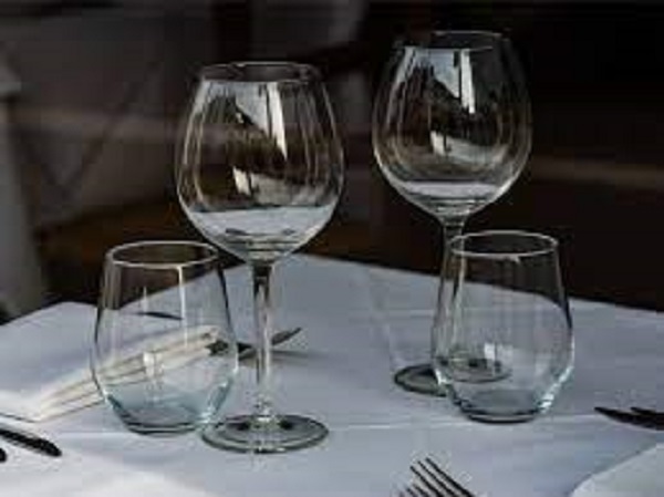  கண்ணாடி பொருட்கள்