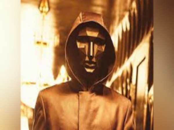 தி மேன் வித் தி மாஸ்க்