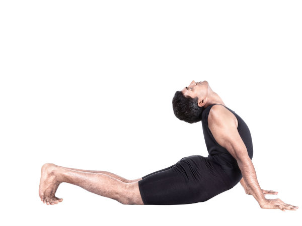 5. புஜங்காசனம் (Bhujangasana)