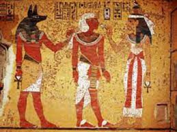 கல்லறையை கண்டுபிடித்தவர் யார்?