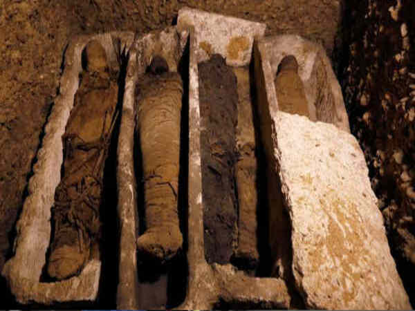 கிங் டட்டின் உடல் இப்போது எங்கே உள்ளது?