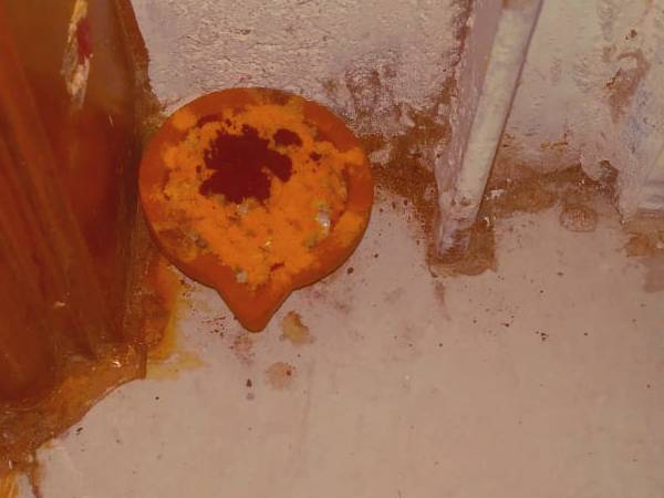 உப்பு, மஞ்சள் தூள், குங்குமம்