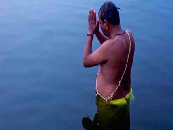 கங்கை நீராடல் கங்கை நீராடல்