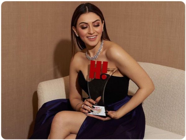 விருதுடன் ஹன்சிகா