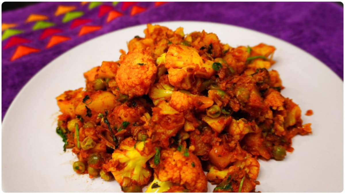 Cauliflower Green Peas Sabji Recipe In Tamil Cauliflower Green Peas Sabji Recipe In Tamil