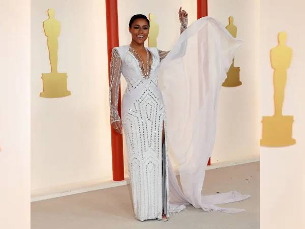 அரியானா டிபோஸ் (Ariana DeBose) அரியானா டிபோஸ் (Ariana DeBose)