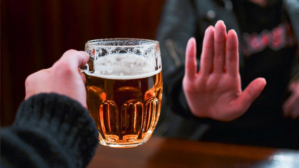 Physical Signs You Should Stop Drinking Alcohol in Tamil Physical Signs You Should Stop Drinking Alcohol in Tamil