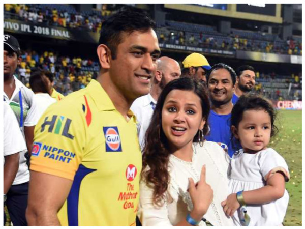 IPL 2023: Chennai Super Kings Players And Their Wives And Girlfriends In Tamil