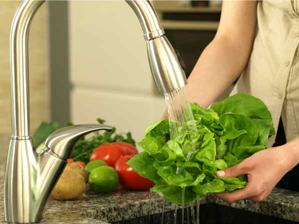 How To Remove Pesticides From Fruits and Vegetables Naturally in Tamil