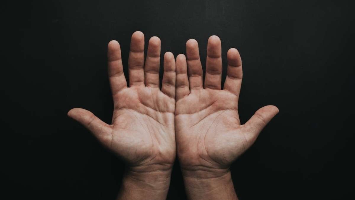 Hand Palmistry: Unlucky Signs on Palm in Tamil Hand Palmistry: Unlucky Signs on Palm in Tamil