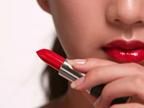 How to Make Your Lipstick Last Long in Tamil