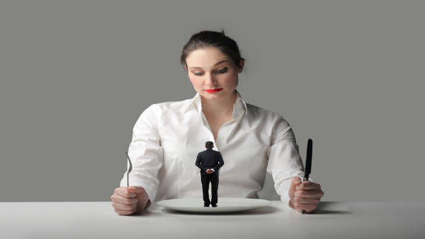 Top 5 Zodiac Sings Women Who Have More Ego in Tamil