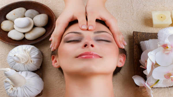 Facial Massage To Rejuvenate Skin At Home In Tamil 