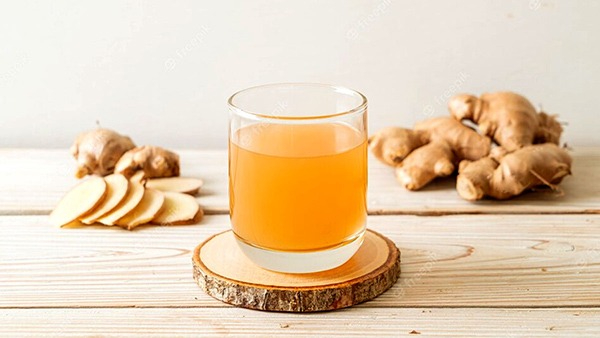 Benefits of Drinking Ginger Turmeric Drink Daily in Tamil