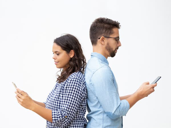 Does Talking On The Phone While Walking Cause Cancer in Tamil