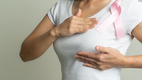 Signs of Breast Cancer in Women Under 40 in Tamil