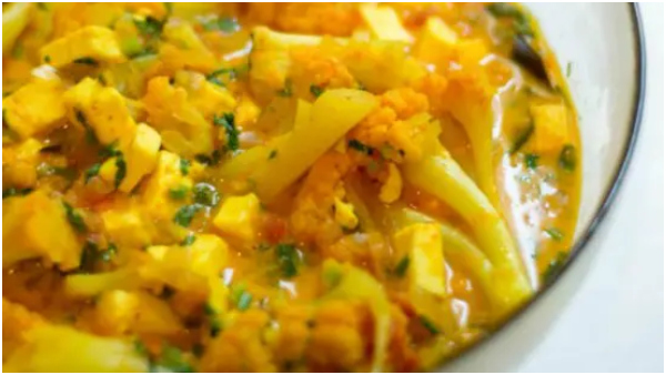 Cauliflower Paneer Curry Recipe