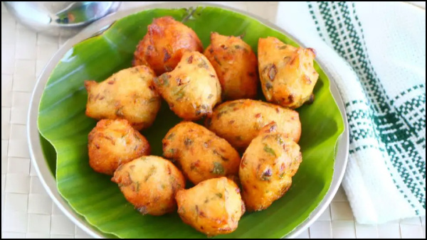Arisi Maavu Bonda Recipe