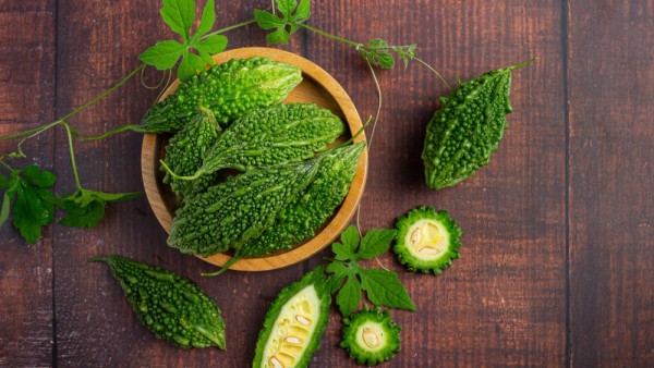 Tips to Reduce the Bitterness of Bitter Gourd in Tamil