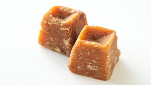 Foods to Eat With Jaggery to Boost Immunity in Winters in Tamil