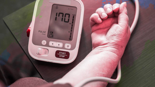 How To Reduce Hypertension Risks In Winter in Tamil