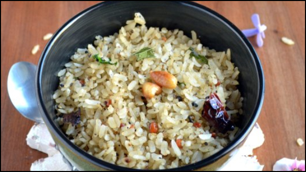 Simple Breakfast Milagu Aval Recipe