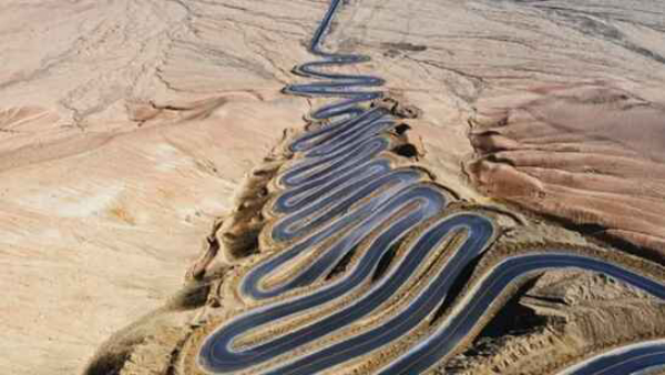Chinas Dangerous Mountain Road With 600 Hairpin Turns Chinas Dangerous Mountain Road With 600 Hairpin Turns
