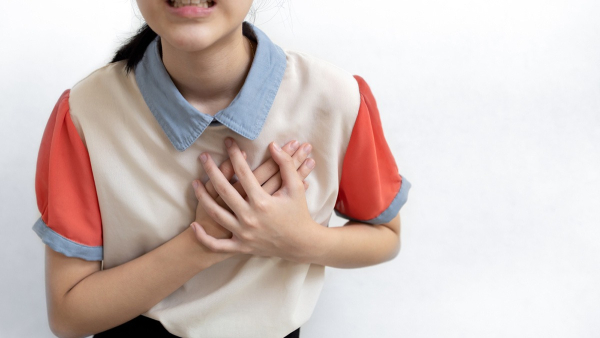  5 Year Old Kid Dies On Heart Attack: Heart Attack Symptoms In Children in Tamil