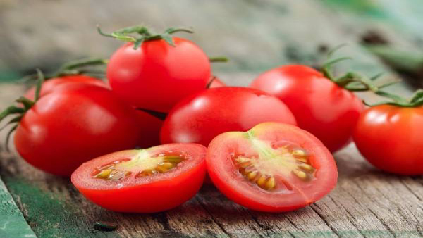 How Tomatoes Help To Lower High Blood Pressure in Tamil