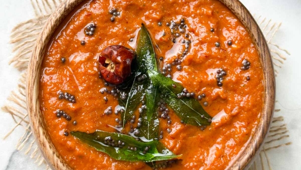 Simple And Tasty Onion Chutney Recipe