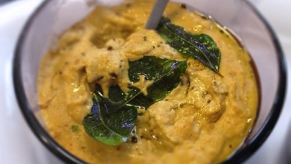 Cashew Chutney: How To Make A Cashew Chutney Recipe